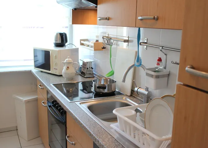 351 City Apartments, Close To The Exhibition Center *