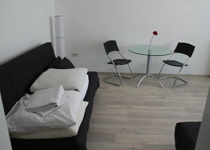 351 City Apartments, Close To The Exhibition Center