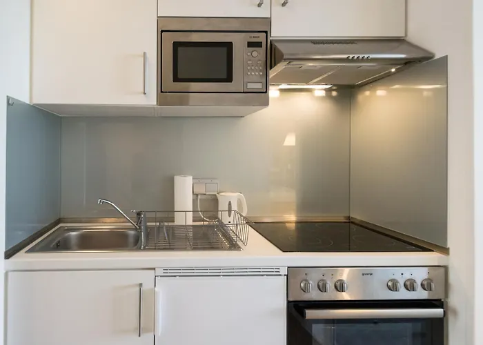 351 Apartments, Close To The Exhibition Center Frankfurt am Main